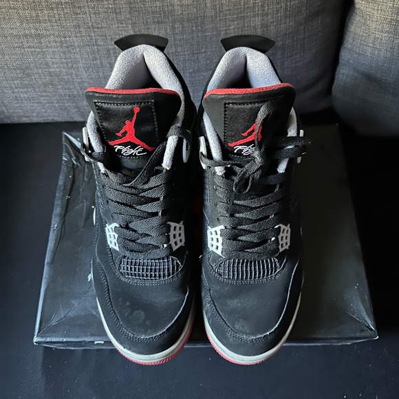 Jordan 4 Retro Bred Size 9.5 Used main image 8